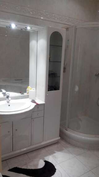 Апартаменты Grand apartment with big terrace Минск Апартаменты с 3 спальнями-15